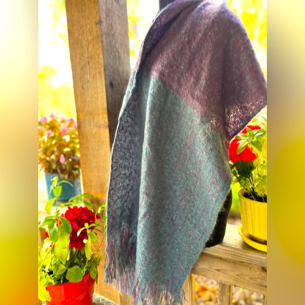Vintage Noelle Soft Acrylic Boucle Mauve Turquoise/Purple Fringed Wrap/Scarf